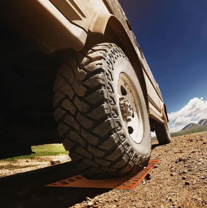 TYRE TRACTION TRACKS
