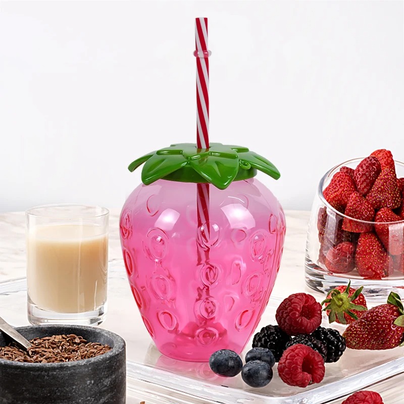 STRAWBERRY STRAW WATER BOTTLE