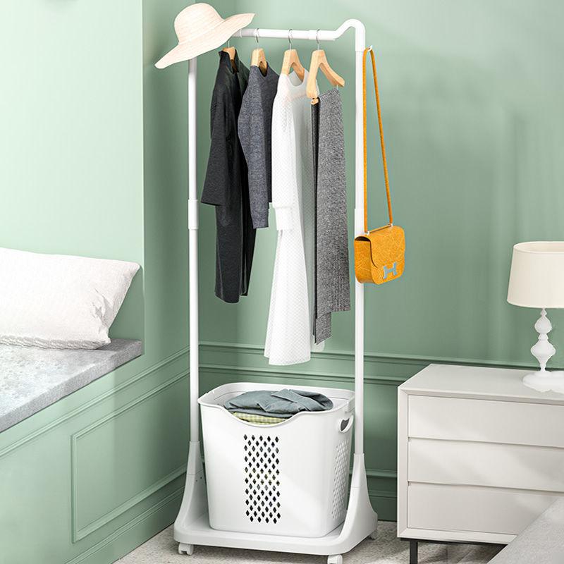 CLOTHES HANGER WITH BASKET / علاقة الملابس مع سلة
